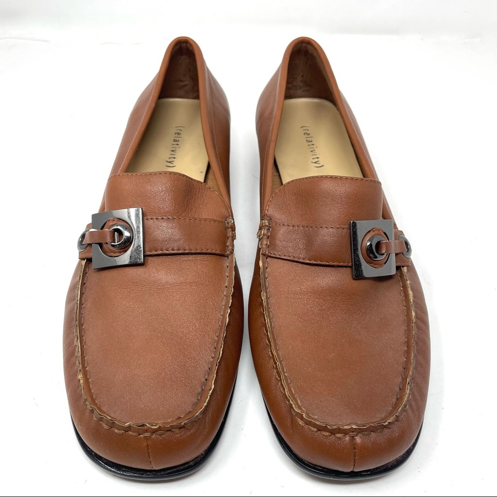 RELATIVITY loafers, size 11, NWOT